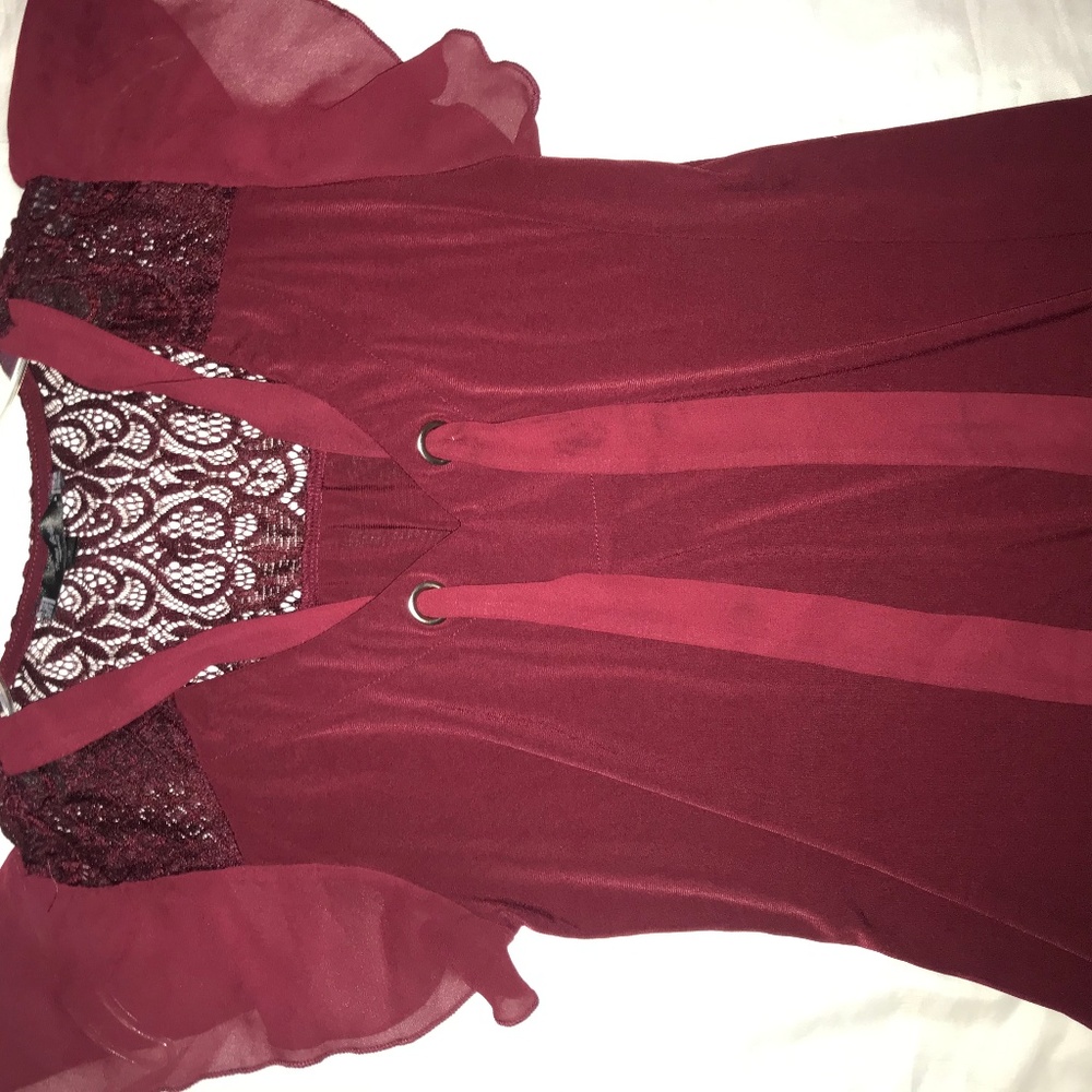 Women's Maroon Short-Sleeve Blouse